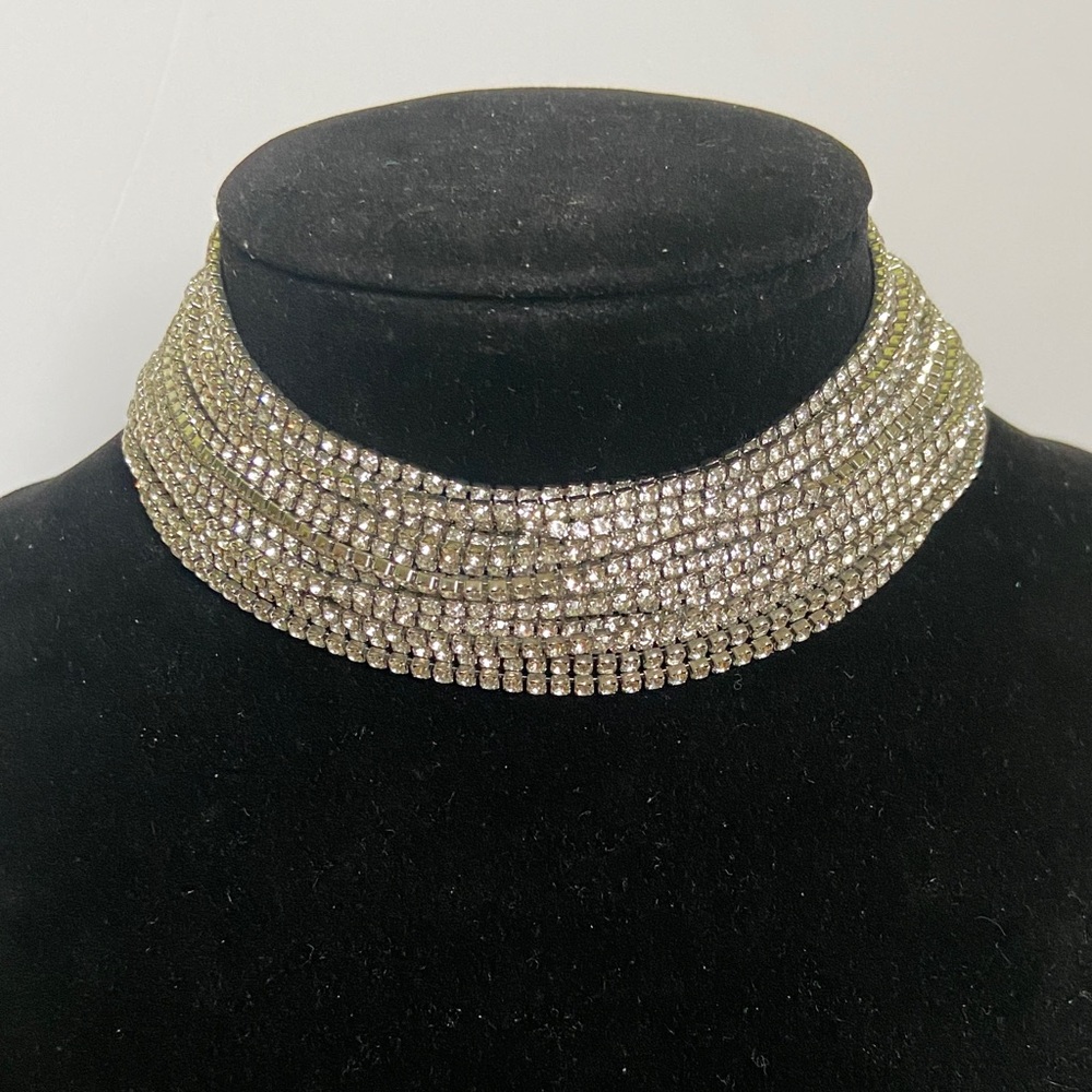 Sparkling Silver Crystal Choker Necklace - Women Jewelry